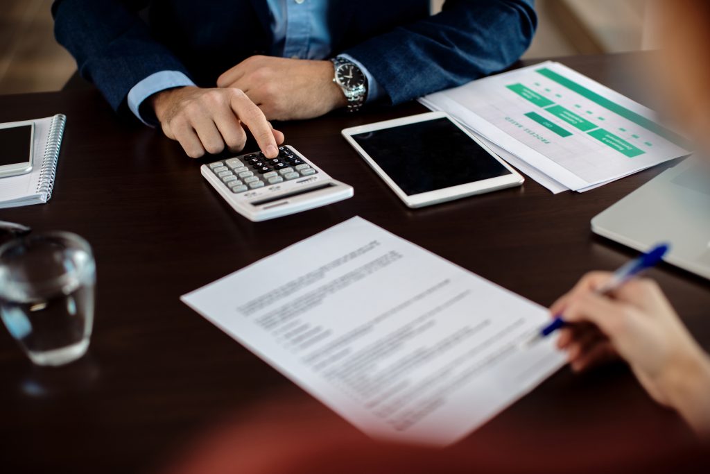 Short-Term vs. Long-Term Leases: Which is Better for Medical Students?