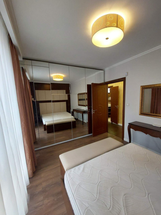 2-bedroom apartment — снимка 3 (Kamenitza 1, Пловдив)