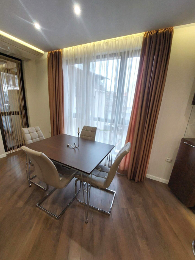 2-bedroom apartment — снимка 8 (Kamenitza 1, Пловдив)