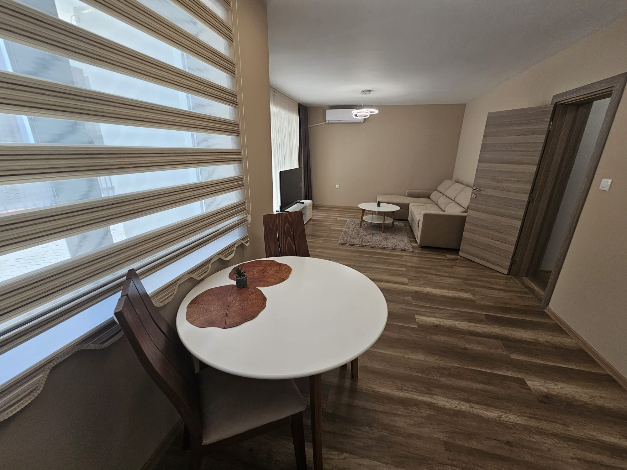 Brand new 1 bedroom apartment in a new building — снимка 2 (Hristo Smirnenski, Пловдив)