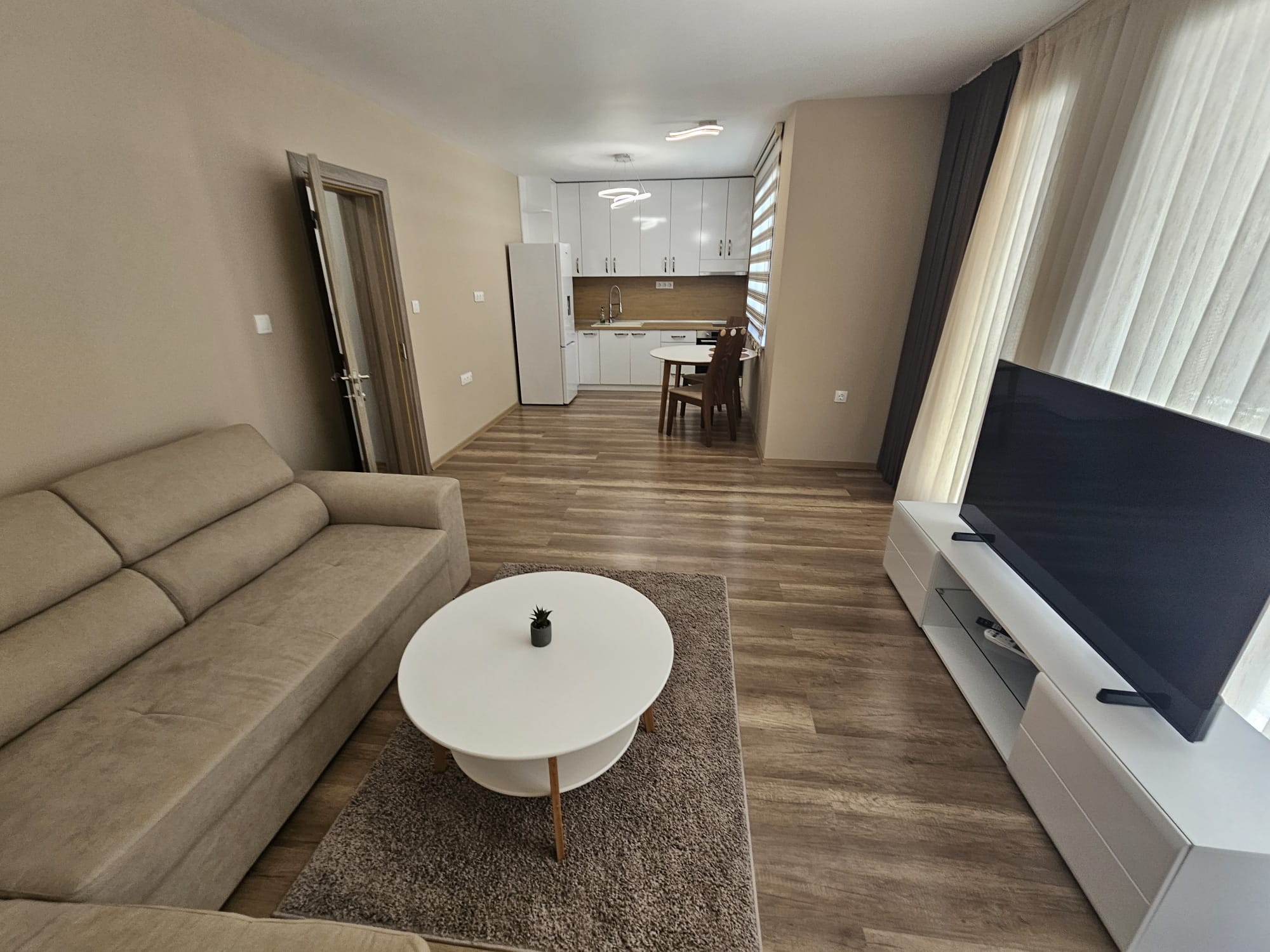 Brand new 1 bedroom apartment in a new building — снимка 4 (Hristo Smirnenski, Пловдив)