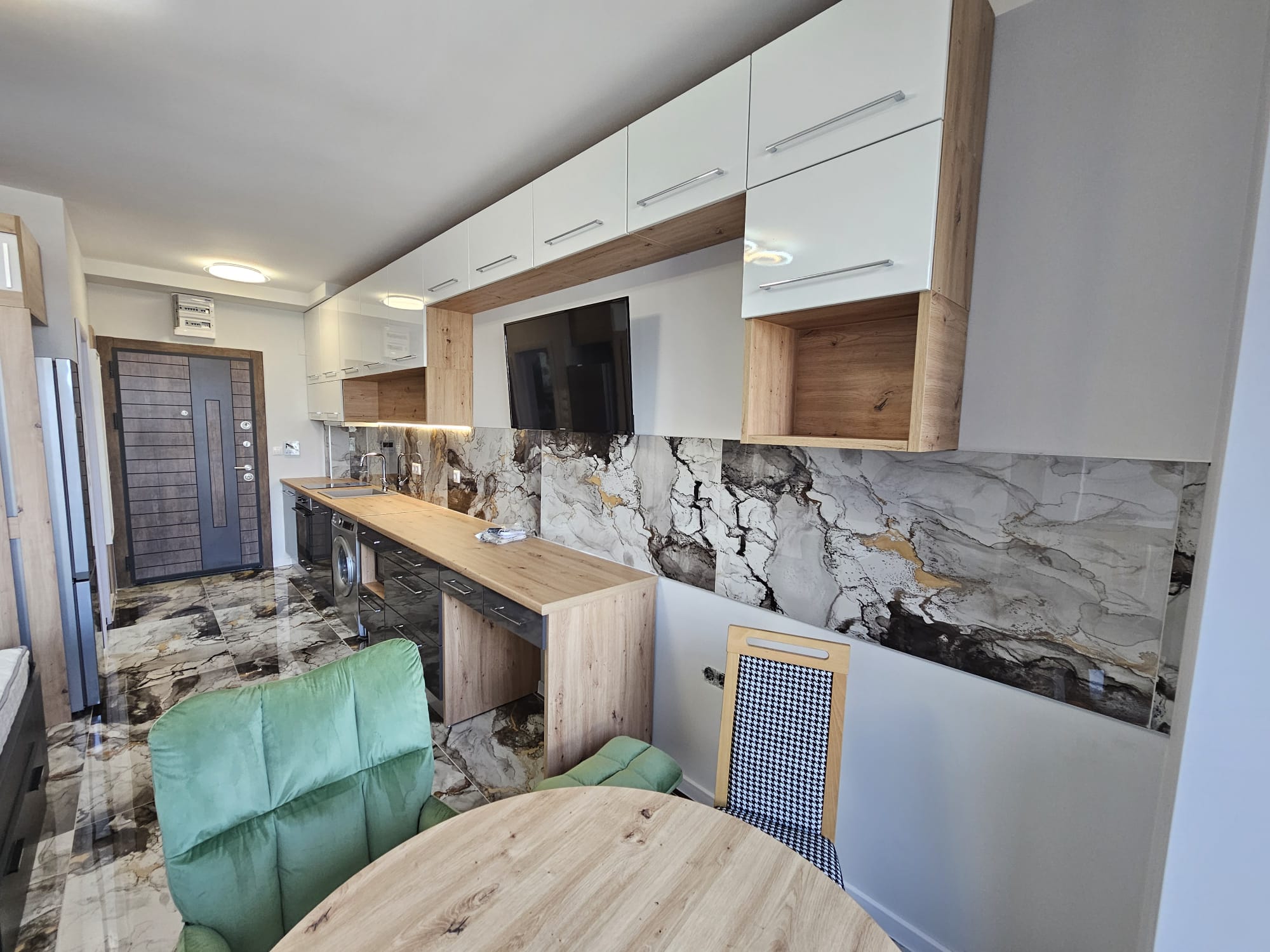 Brand new luxury studio apartment — снимка 4 (Hristo Smirnenski, Пловдив)
