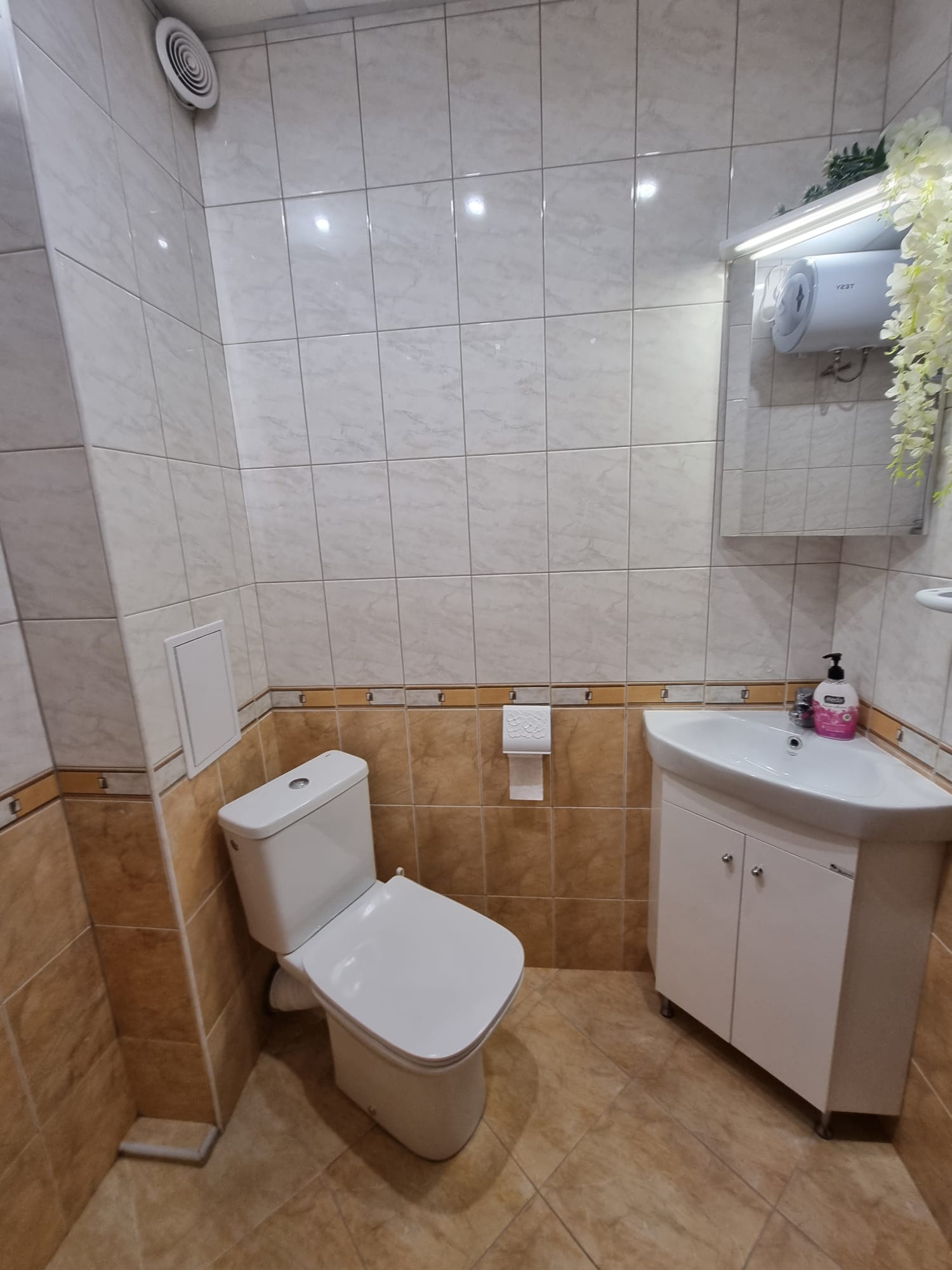 One bedroom apartment in a new building — снимка 3 (Medical University, Пловдив)