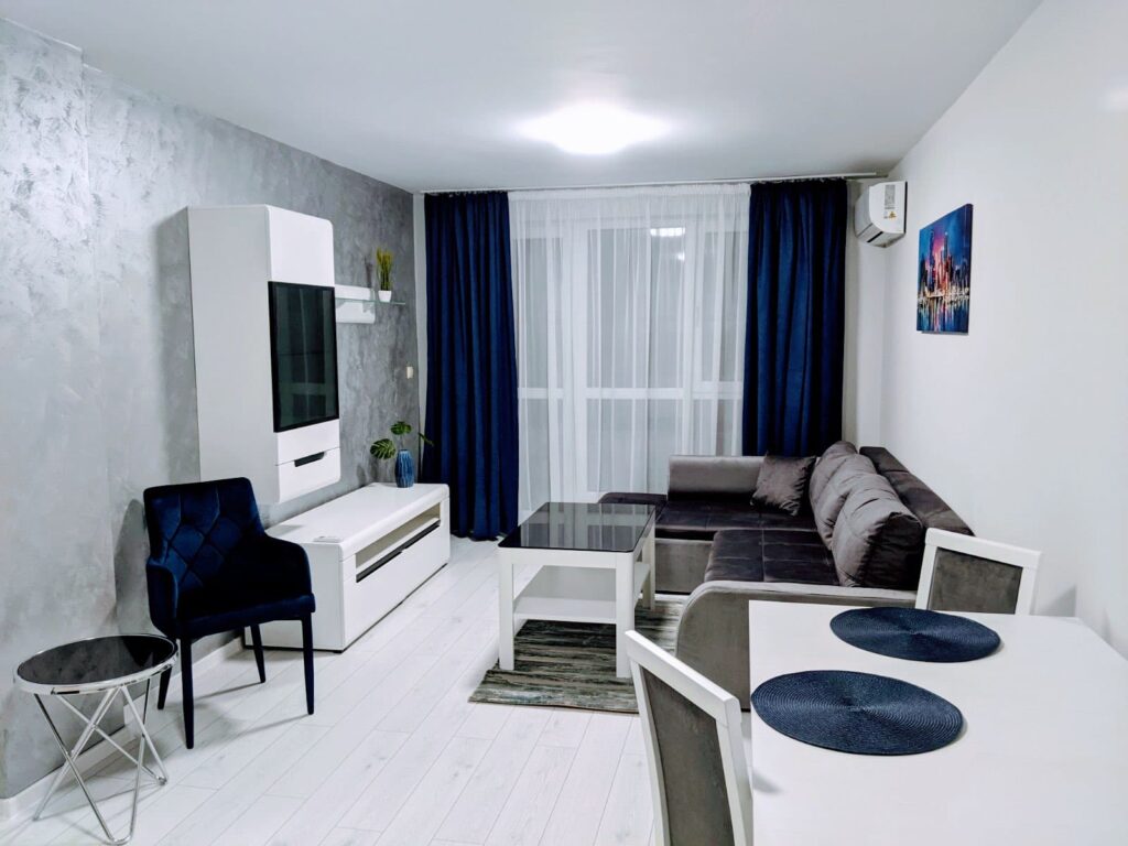 Brand new luxury 1-bedroom apartment