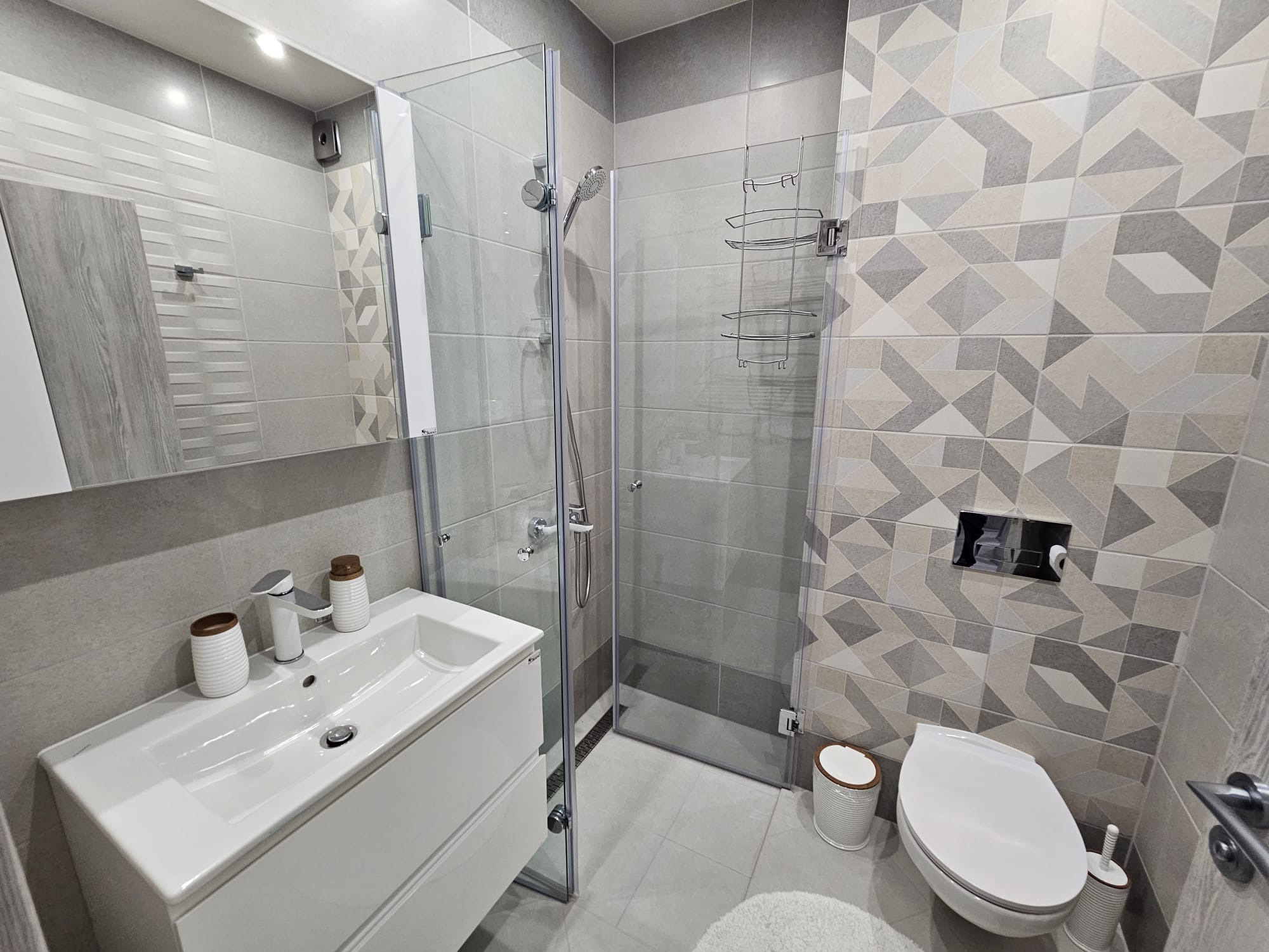 3 identical one bedroom apartments in City park 2 Building complex — снимка 4 (Hristo Smirnenski, Пловдив)
