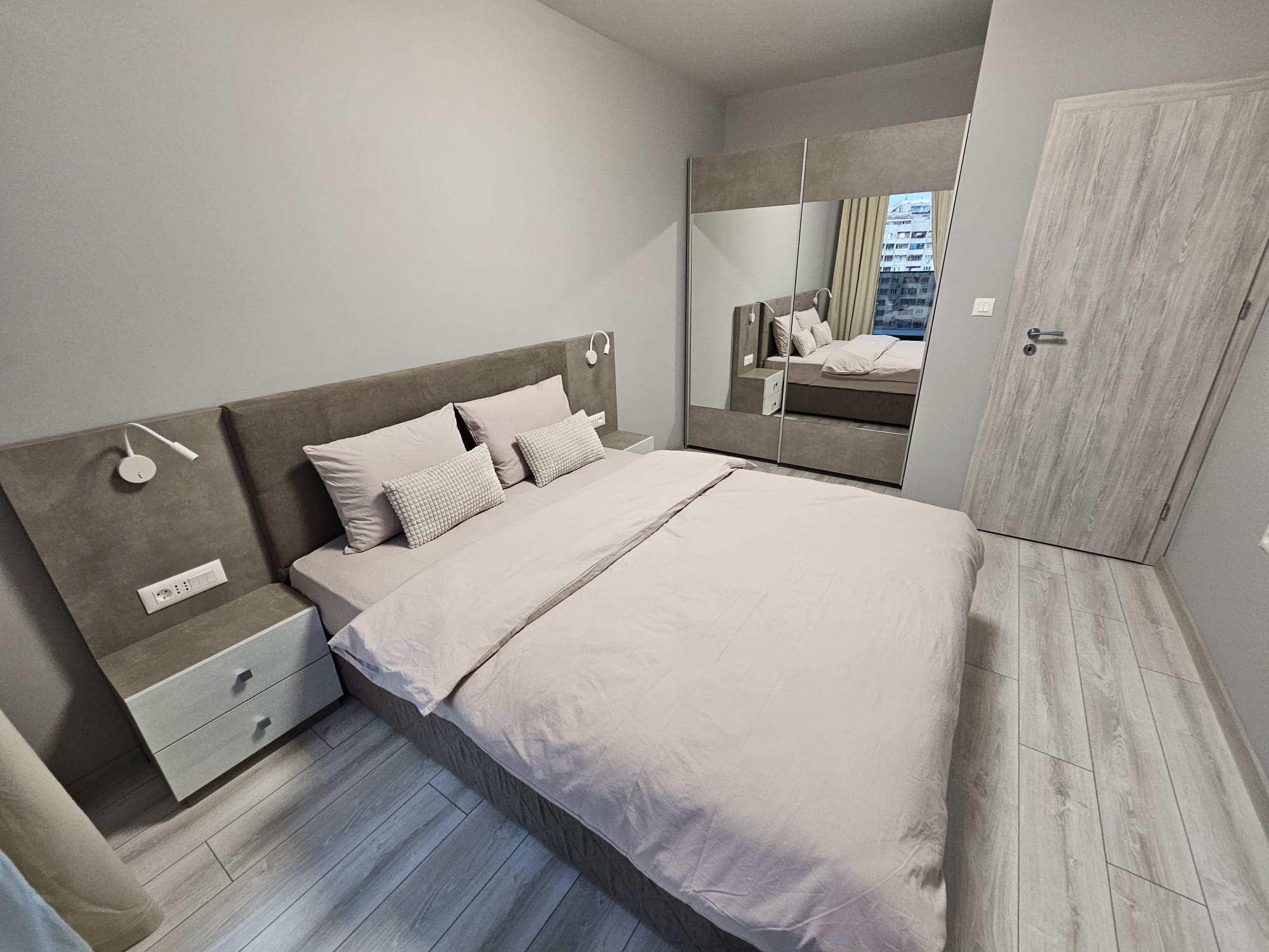 3 identical one bedroom apartments in City park 2 Building complex — снимка 6 (Hristo Smirnenski, Пловдив)