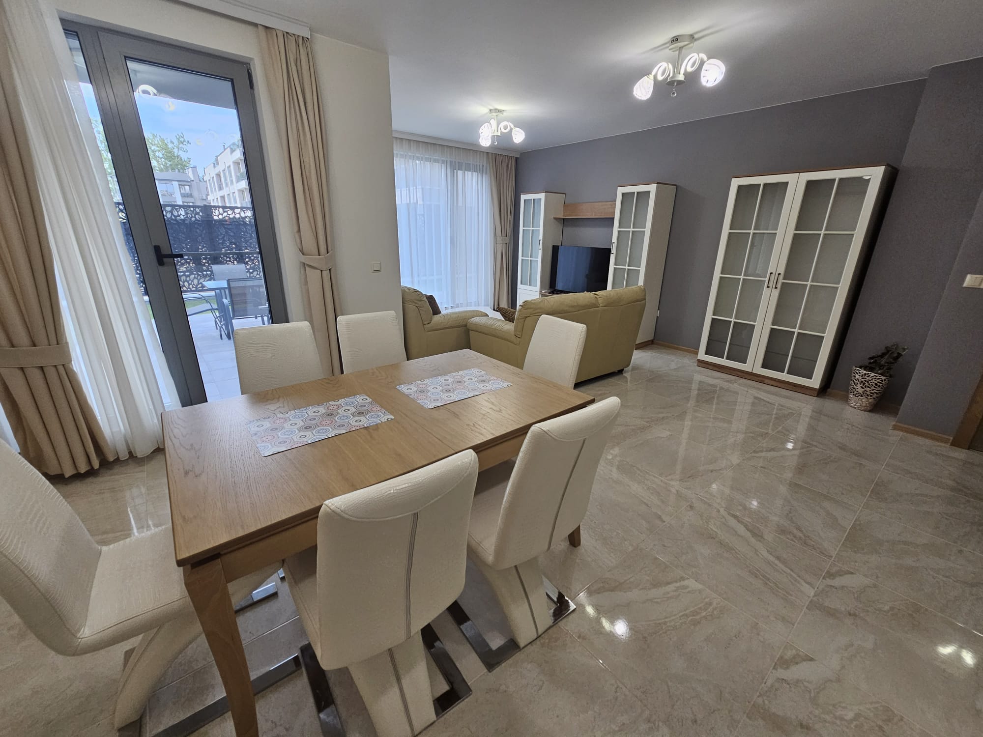 Brand new luxury 1-bedroom apartment with own yard