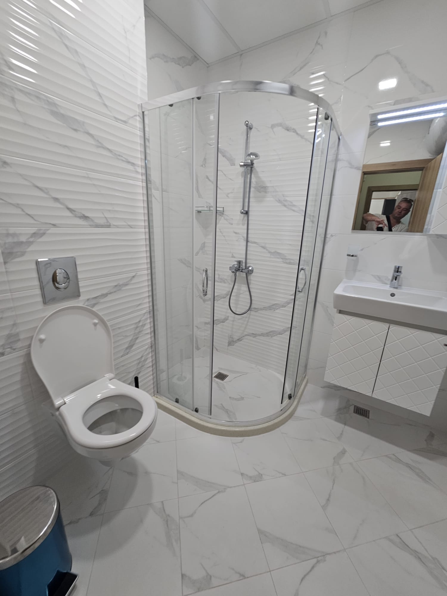Brand new luxury 1-bedroom apartment with own yard — снимка 6 (Hristo Smirnenski, Пловдив)