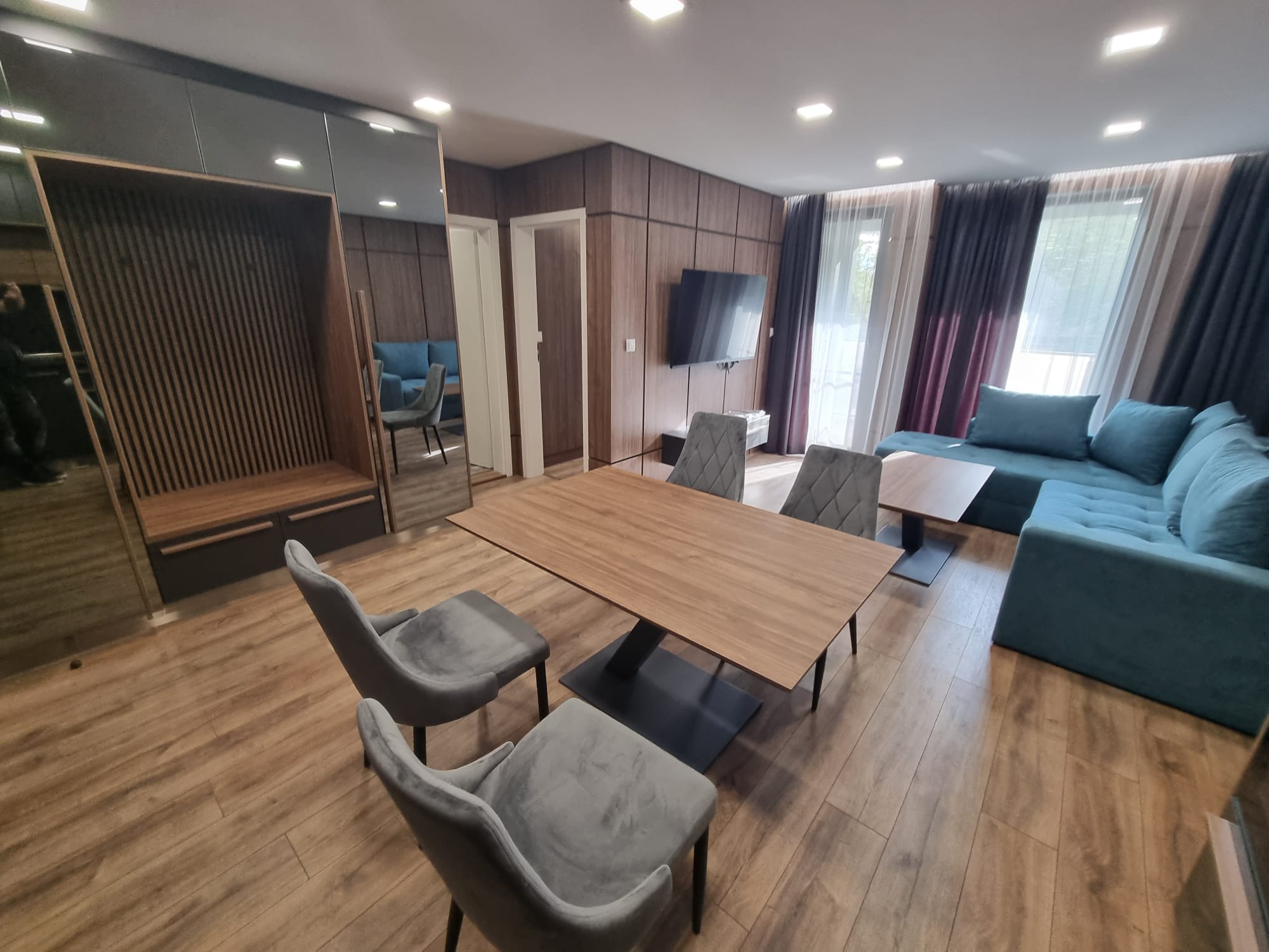 Brand new luxury 1-bedroom apartment — снимка 2 (Medical University, Пловдив)