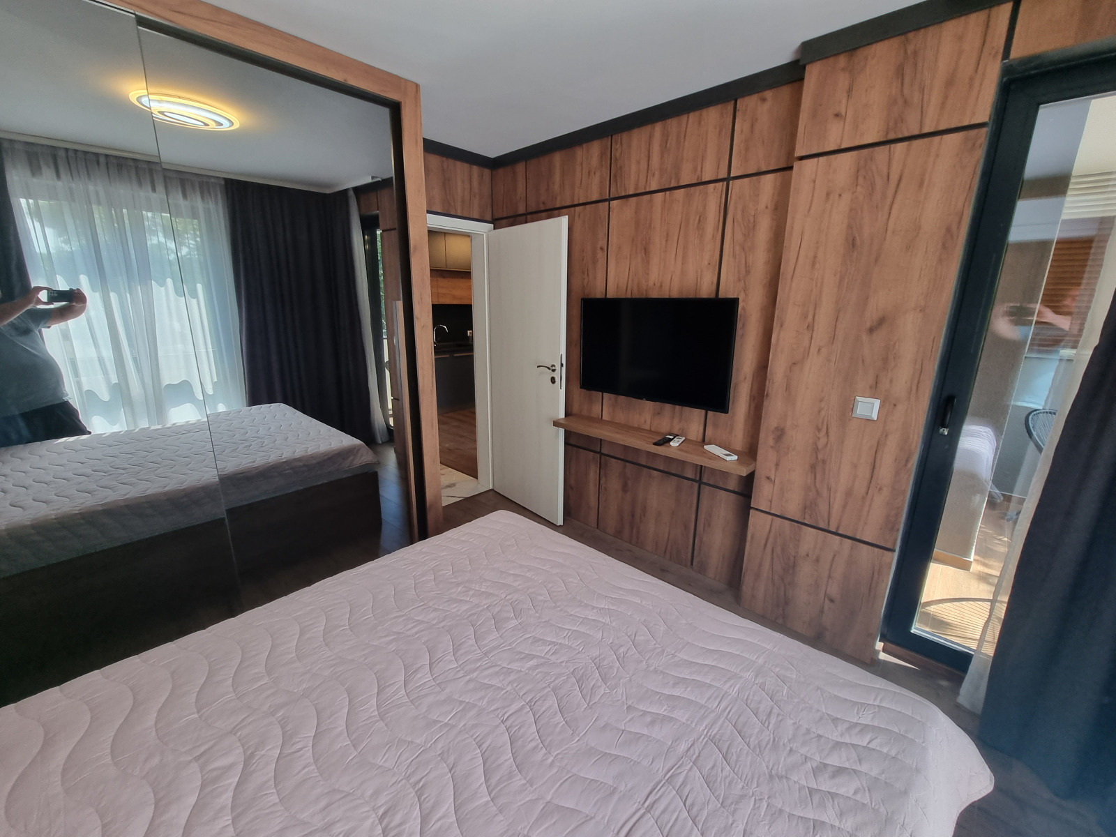 Super luxury 1-bedroom apartment — снимка 4 (Youth Hill, Пловдив)