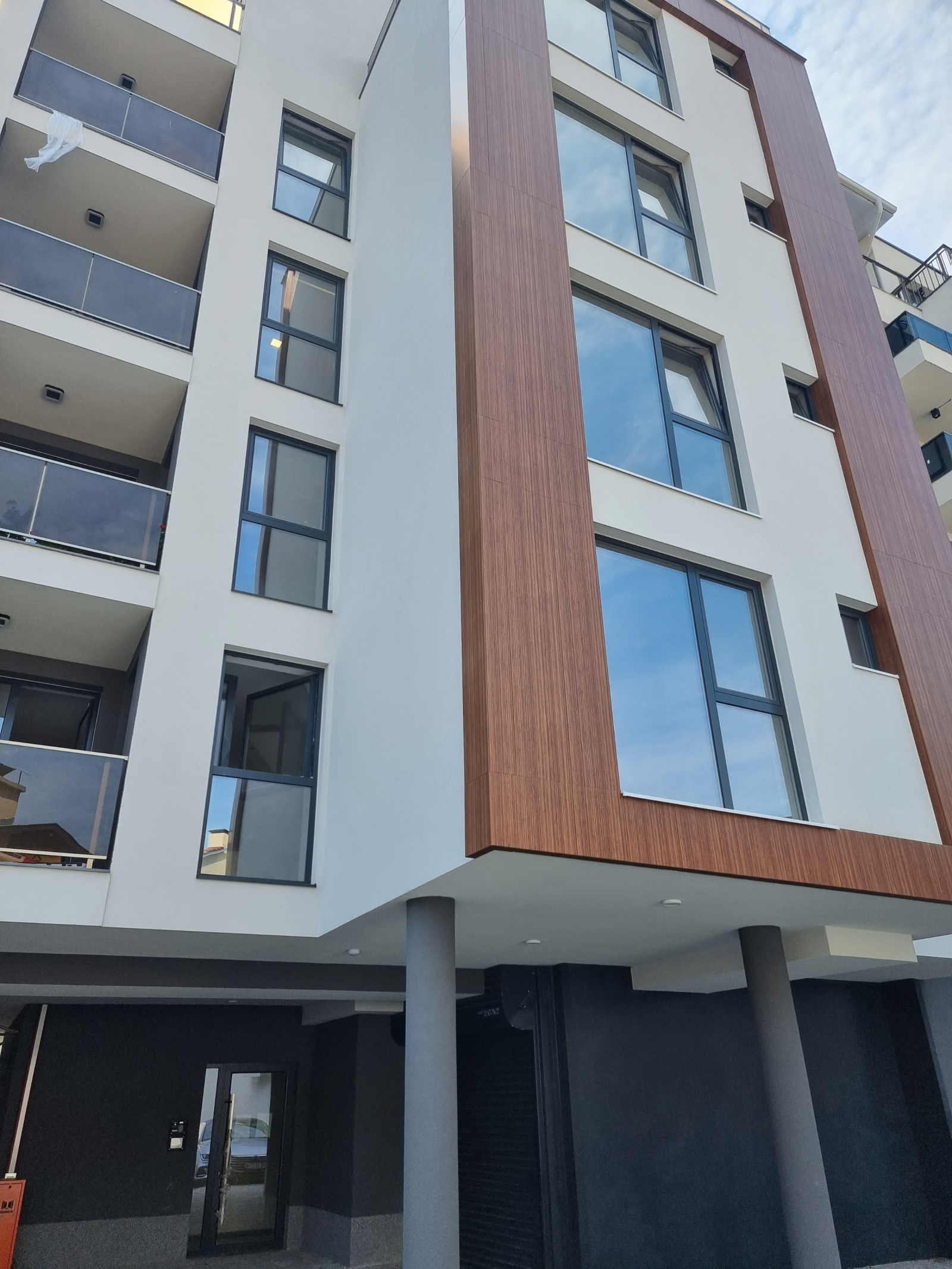 Super luxury 1-bedroom apartment — снимка 5 (Youth Hill, Пловдив)
