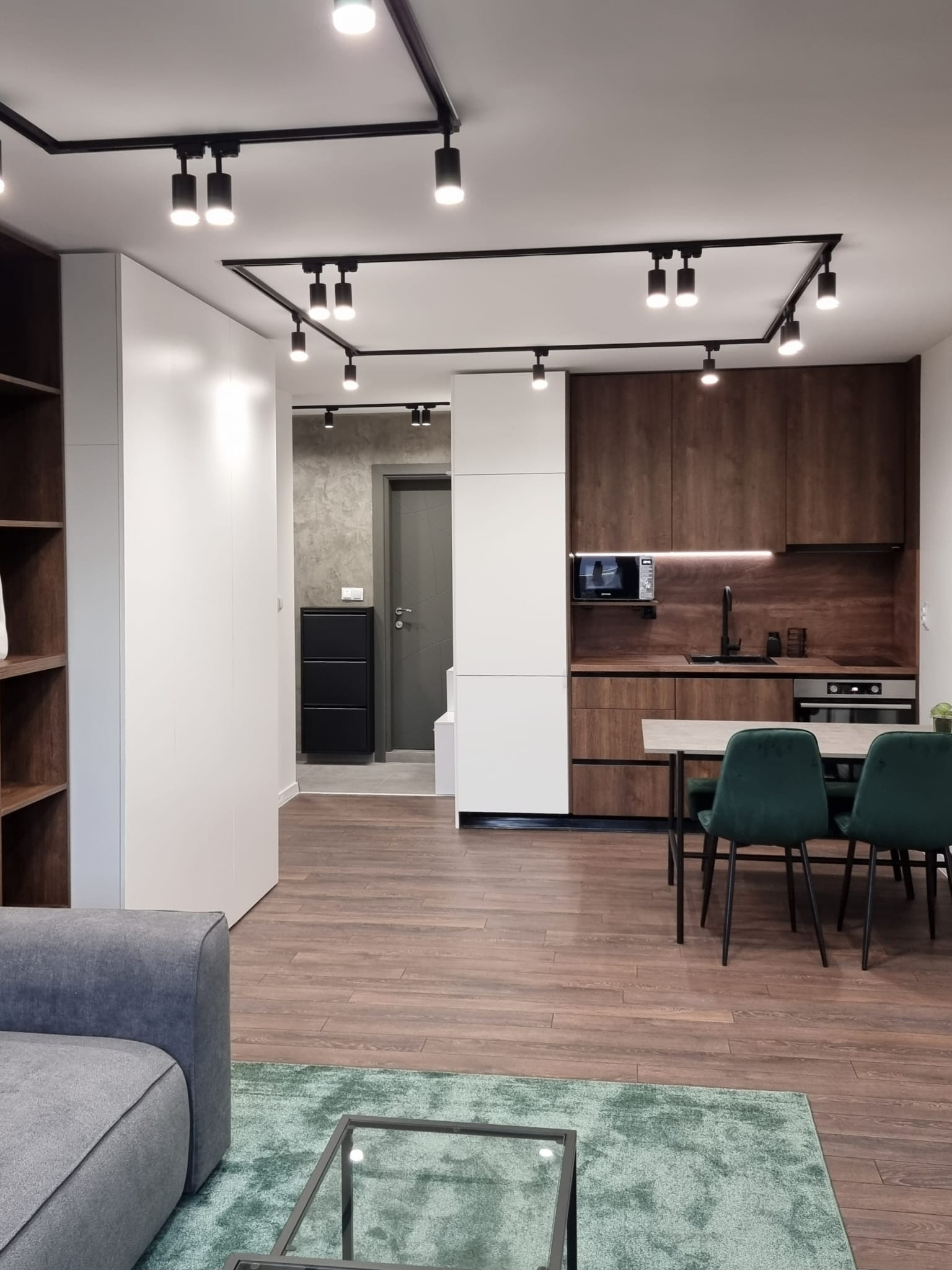1-bedroom apartment — снимка 8 (Plovdiv Center, Пловдив)