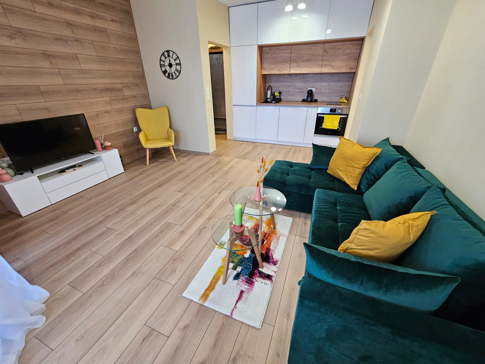 Brand new luxury 1-bedroom Apartment — снимка 3 (Hristo Smirnenski, Пловдив)