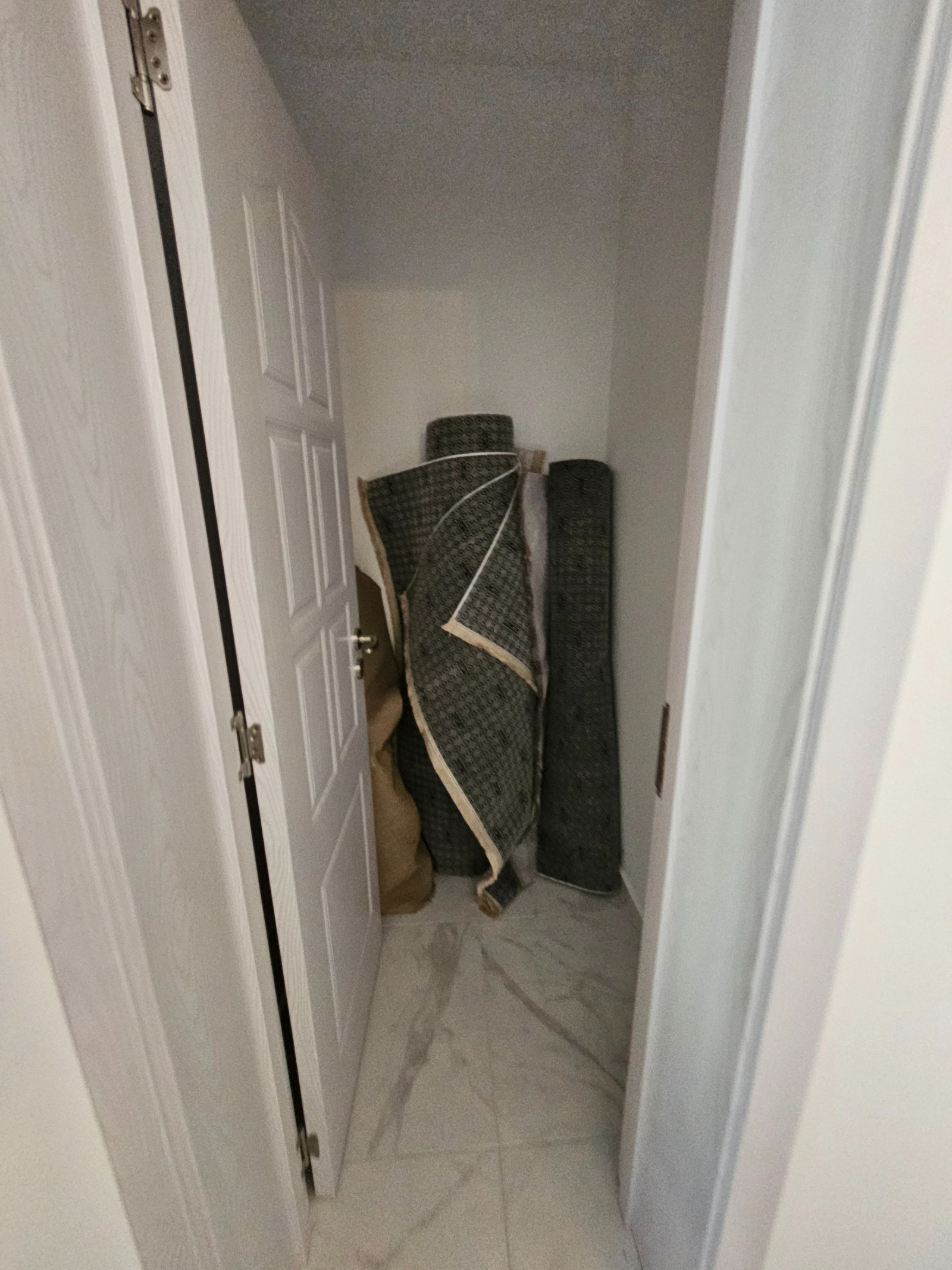 1-bedroom Apartment — снимка 8 (Plovdiv Center, Пловдив)
