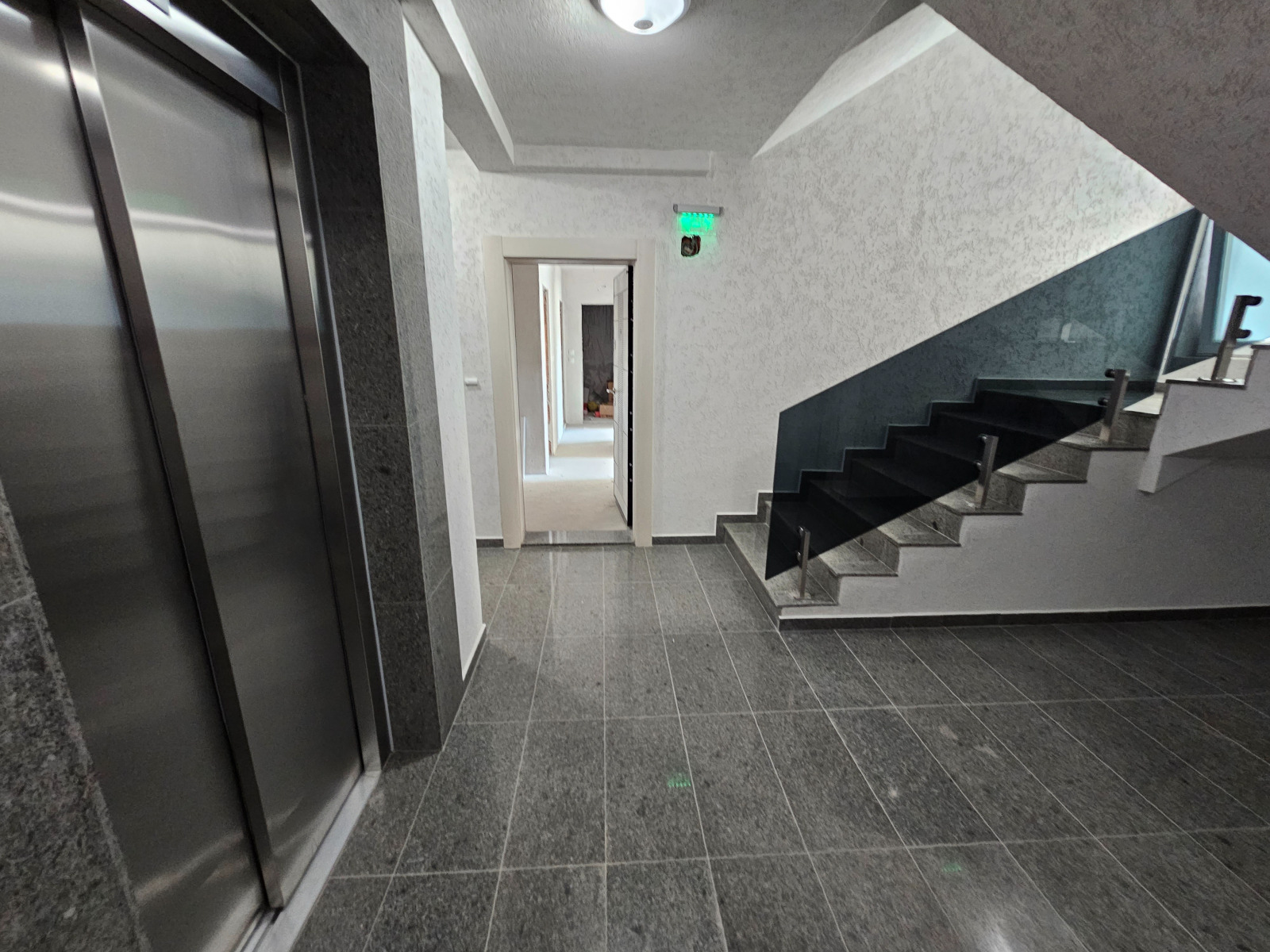 1-bedroom Apartment — снимка 12 (Plovdiv Center, Пловдив)