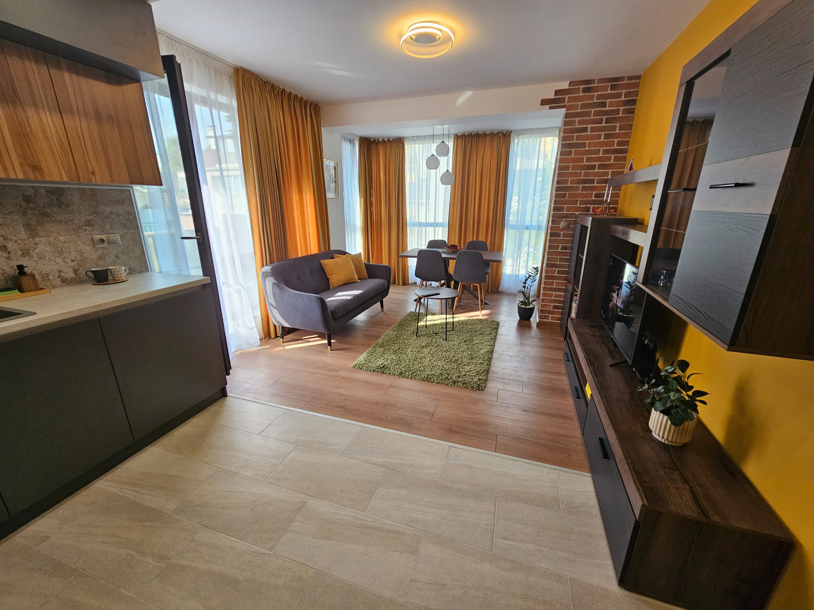 Luxury 1-bedroom apartment — снимка 2 (Karshiyaka, Пловдив)