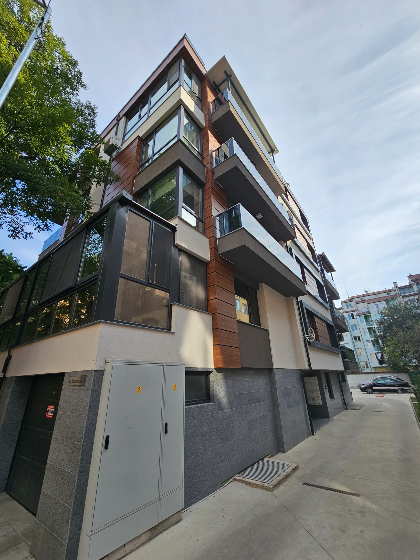 Luxury 1-bedroom apartment — снимка 5 (Karshiyaka, Пловдив)