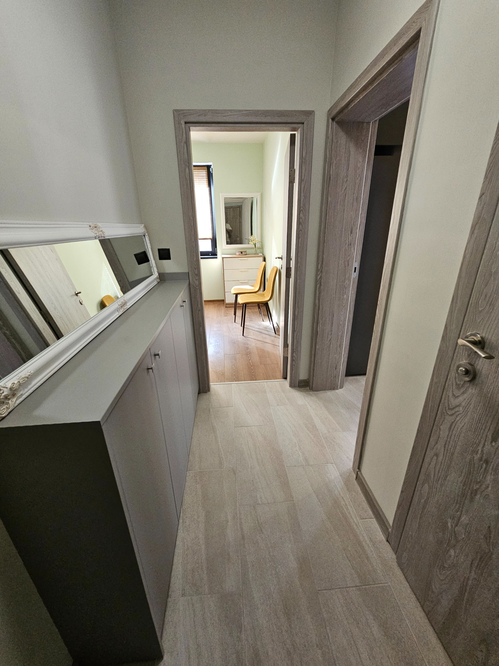 Luxury 1-bedroom apartment — снимка 8 (Karshiyaka, Пловдив)