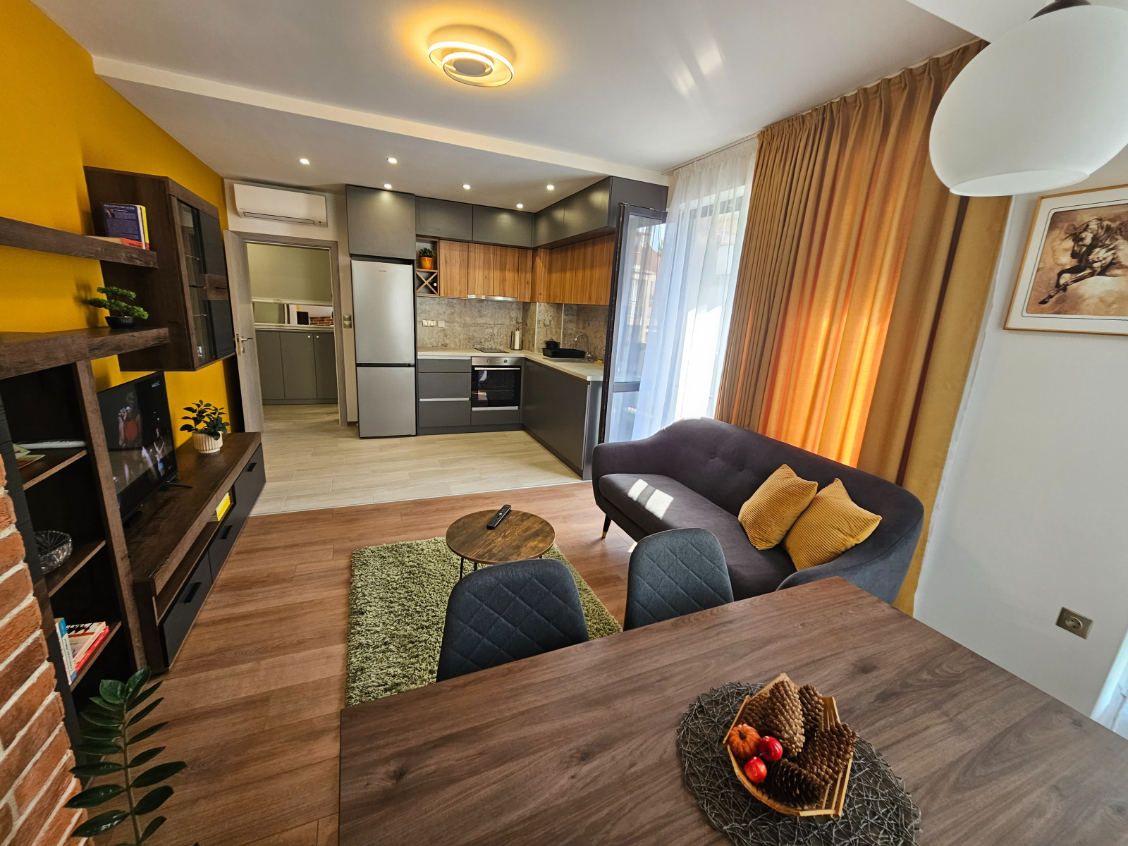 Luxury 1-bedroom apartment — снимка 10 (Karshiyaka, Пловдив)