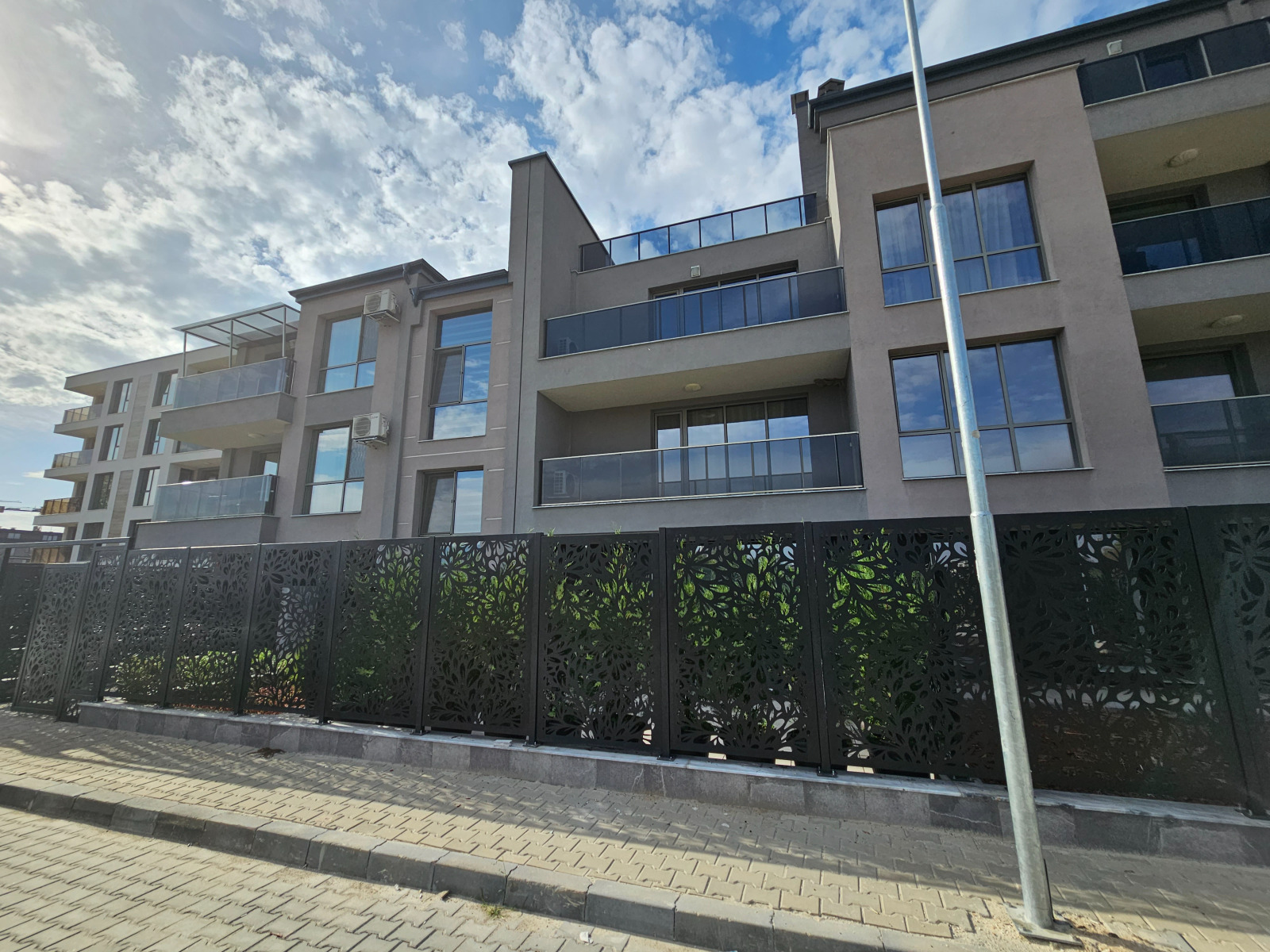 2 Apartments with 1-bedroom each — снимка 11 (Hristo Smirnenski, Пловдив)