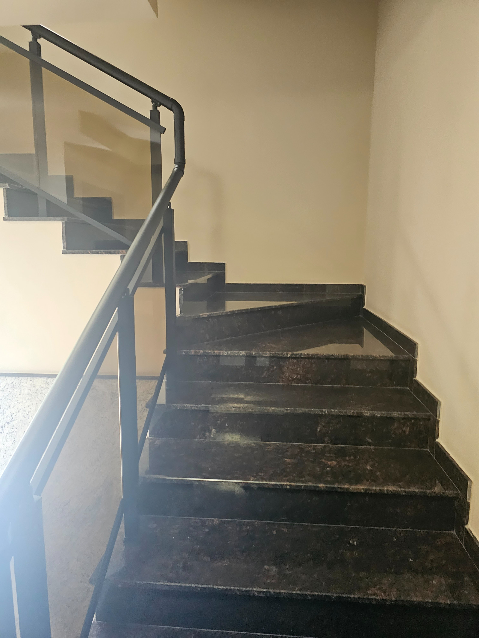 Brand NEW 1-bedroom apartment — снимка 13 (Plovdiv Center, Пловдив)