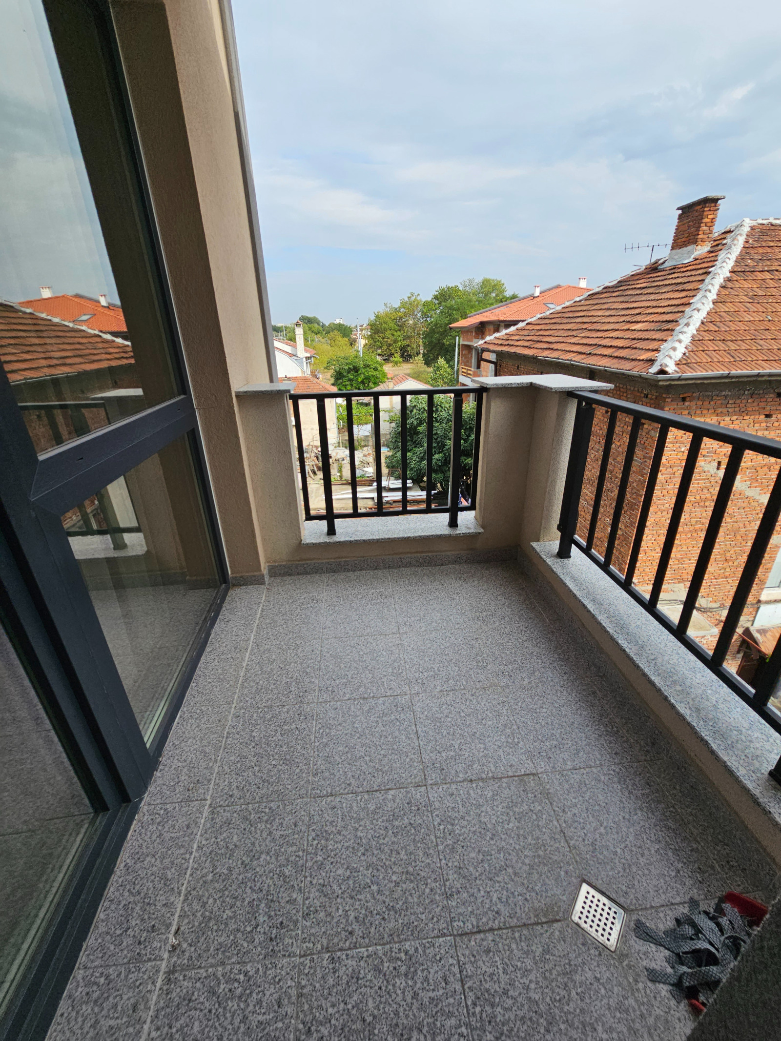 Brand NEW 1-bedroom apartment — снимка 11 (Plovdiv Center, Пловдив)