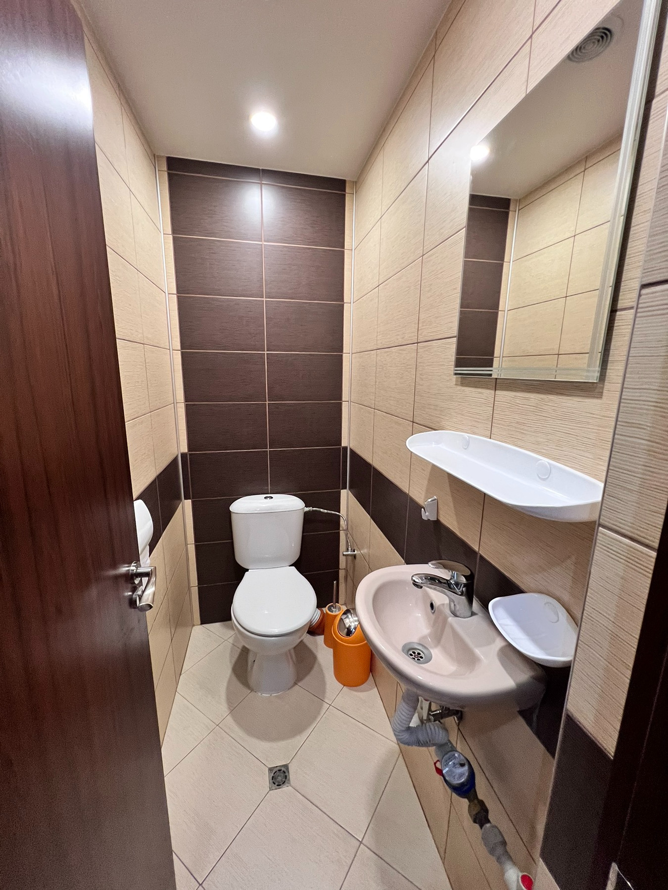 Fully renovated 2-bedroom apartment — снимка 10 (Plovdiv Center, Пловдив)