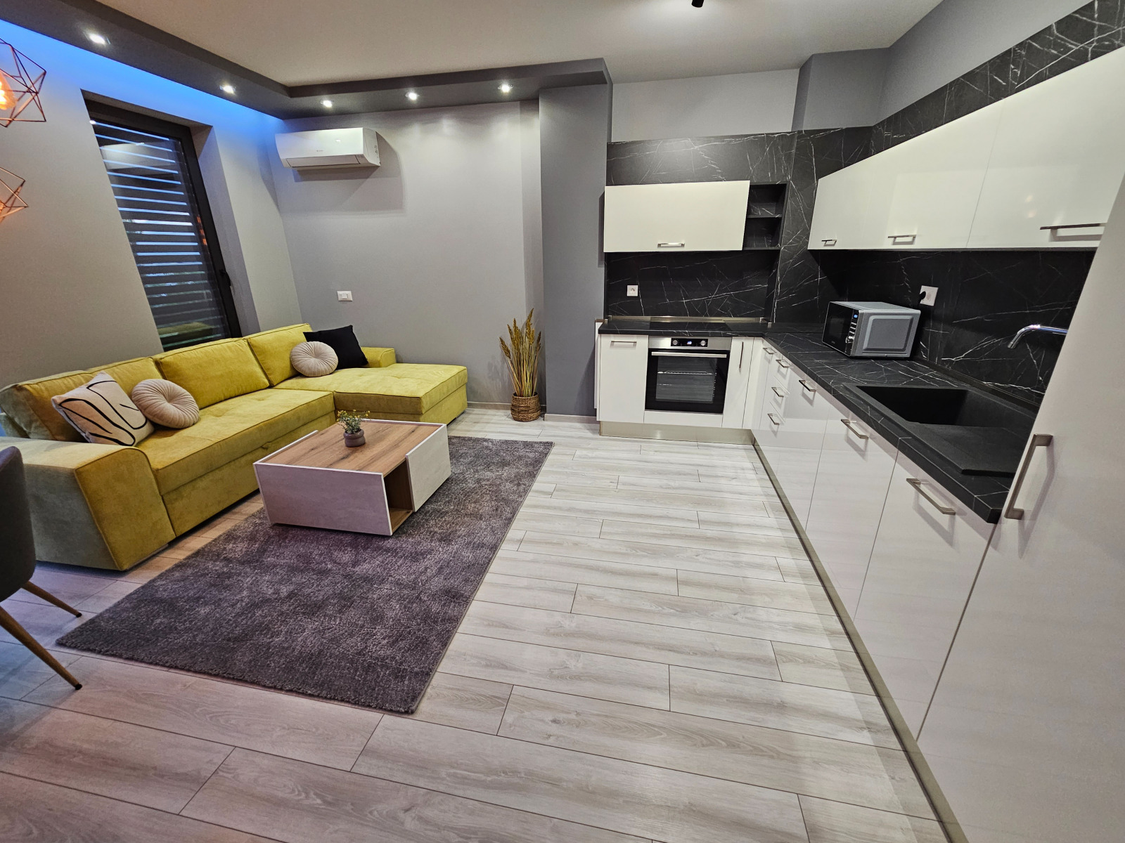 2-bedroom apartment — снимка 3 (Hristo Smirnenski, Пловдив)