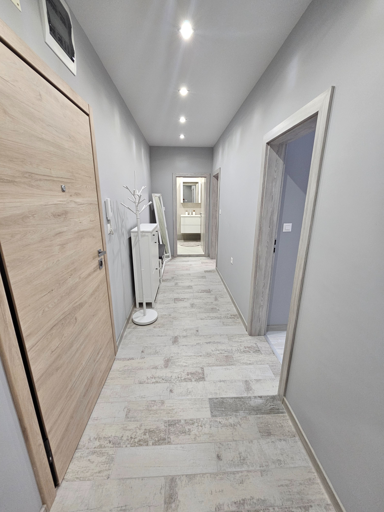 2-bedroom apartment — снимка 10 (Hristo Smirnenski, Пловдив)
