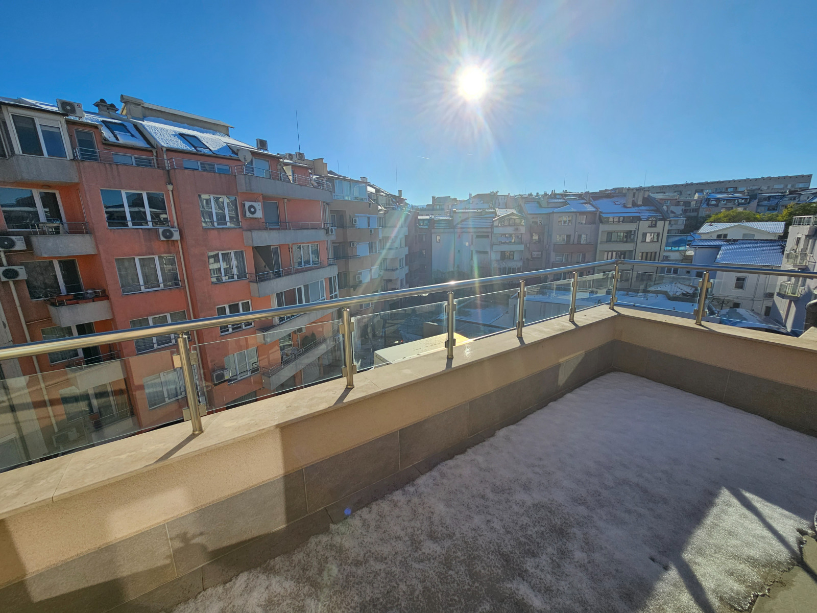 2-bedroom apartment — снимка 7 (Karshiyaka, Пловдив)