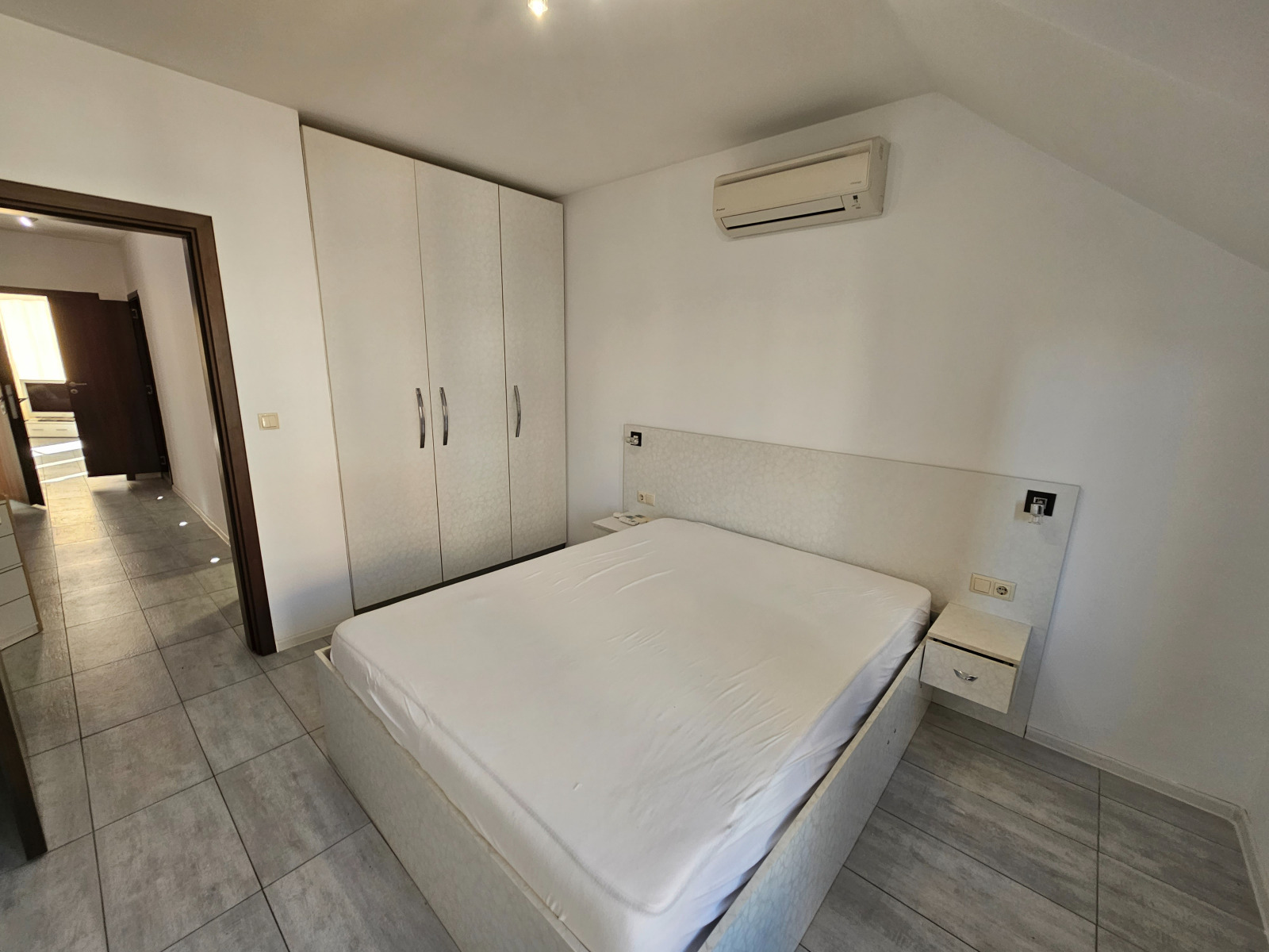 2-bedroom apartment — снимка 12 (Karshiyaka, Пловдив)