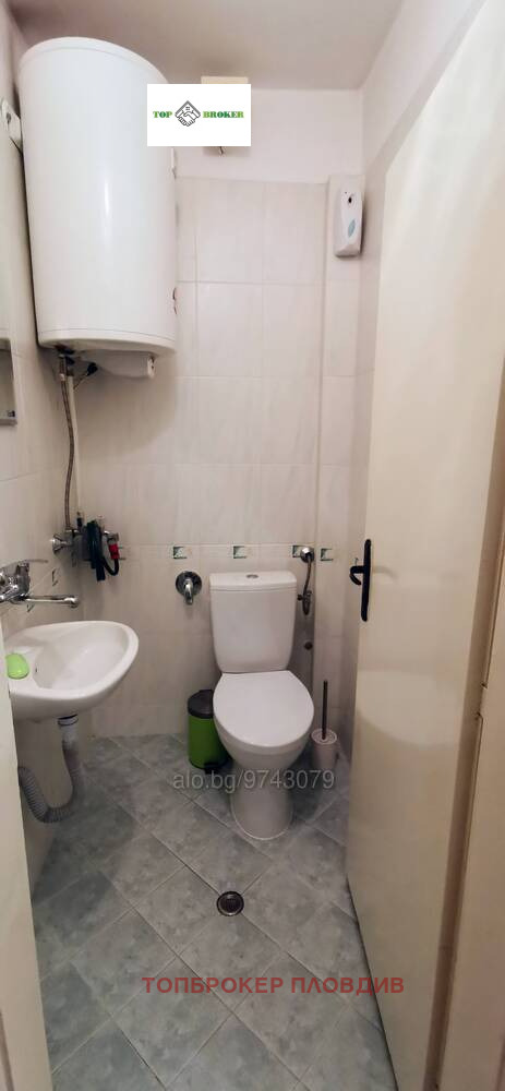 Fully renovated apartment for rent — снимка 12 (Plovdiv Center, Пловдив)