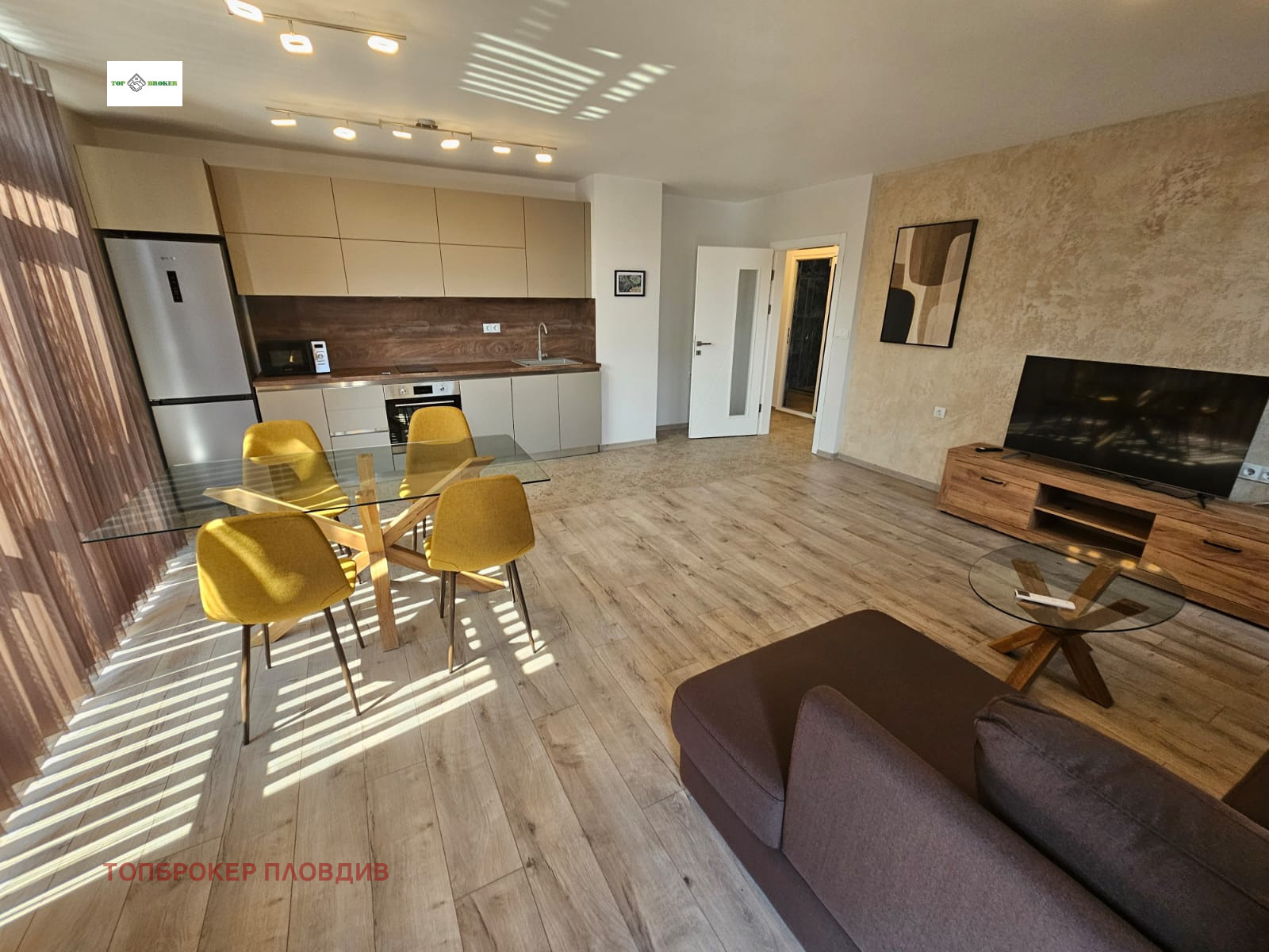 3-bedroom apartment — снимка 2 (Hristo Smirnenski, Пловдив)