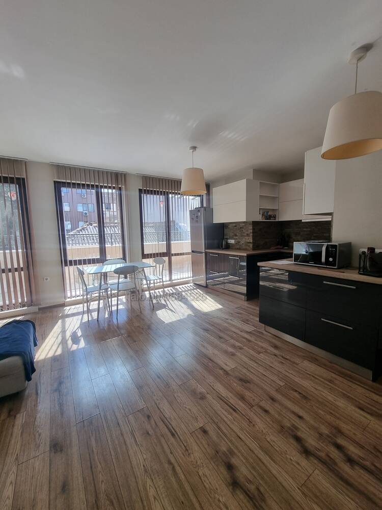 Modern 2-bedroom apartment