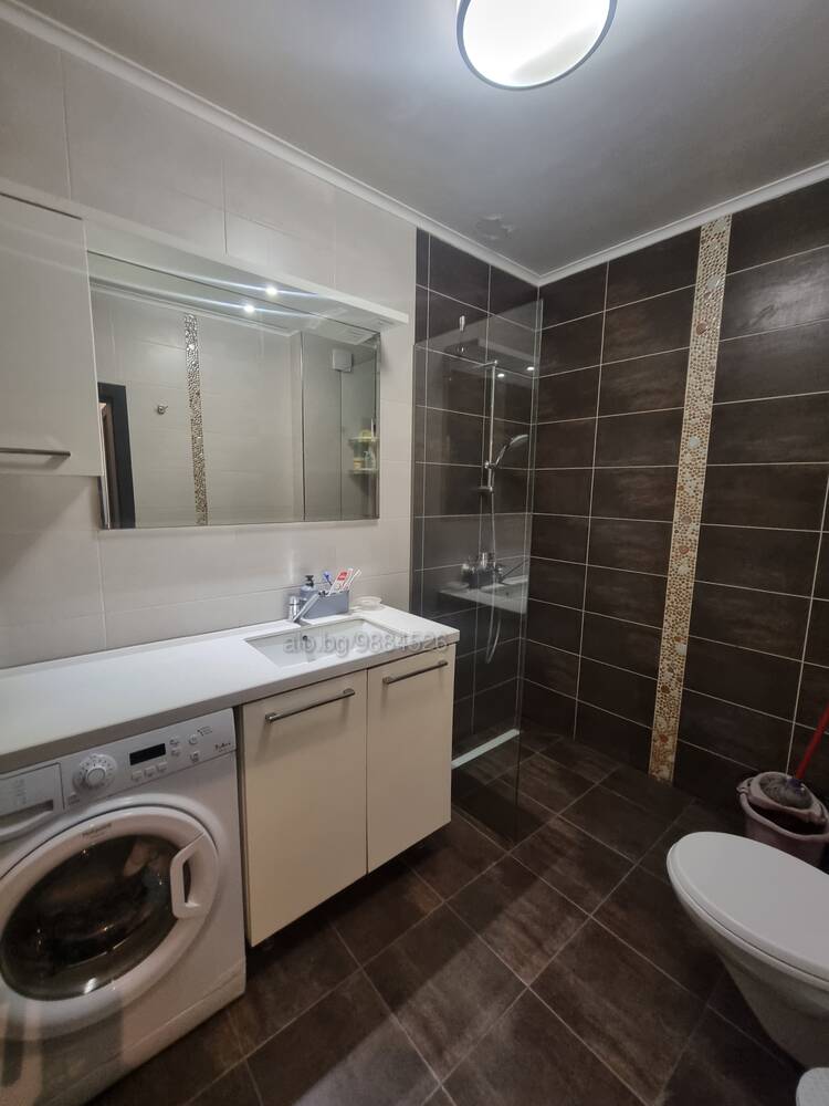 Modern 2-bedroom apartment — снимка 12 (Plovdiv Center, Пловдив)