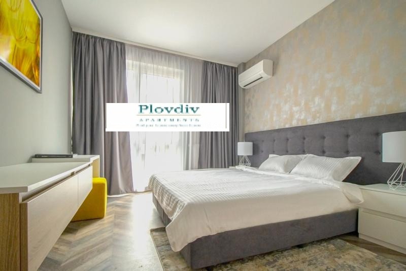 Luxury 1-bedroom in Youth Hill — снимка 3 (Youth Hill, Пловдив)
