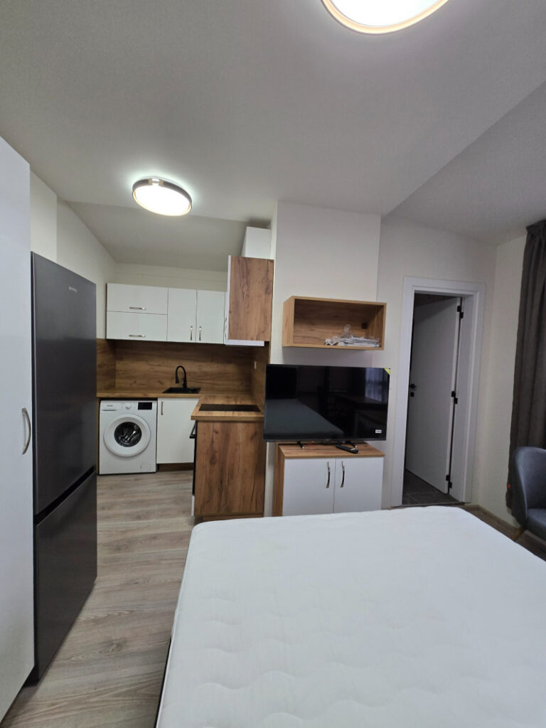Luxury Studio Opposite of MU — снимка 3 (Medical University, Пловдив)