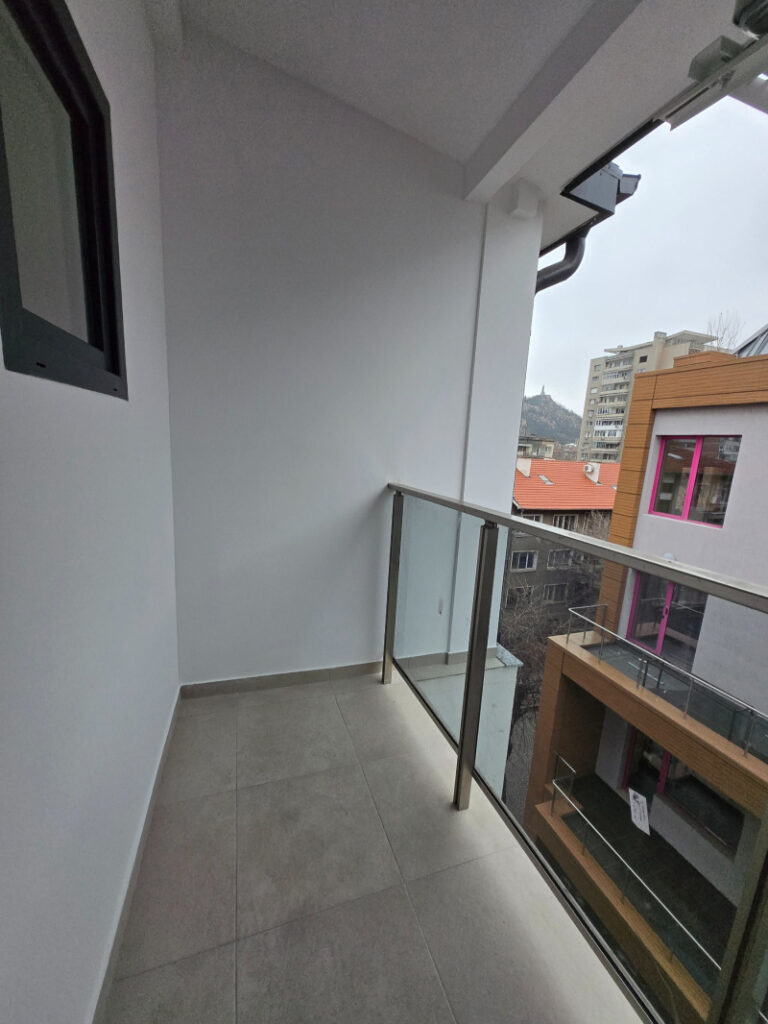 Luxury Studio Opposite of MU — снимка 7 (Medical University, Пловдив)