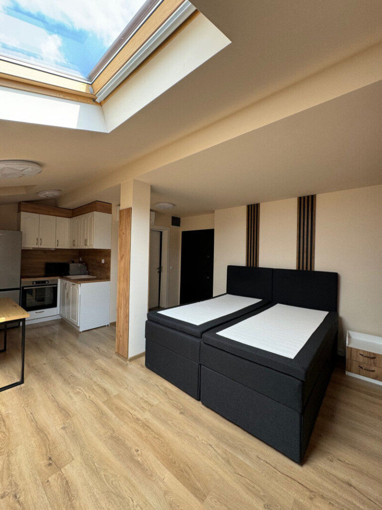 Luxury Studio Opposite Of MU