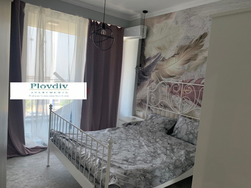 Modern 1-bedroom apartment — снимка 2 (Youth Hill, Пловдив)