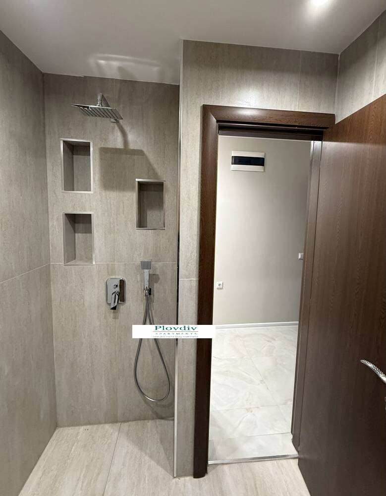 Luxury 2-bedroom in Smirnenski — снимка 5 (Hristo Smirnenski, Пловдив)