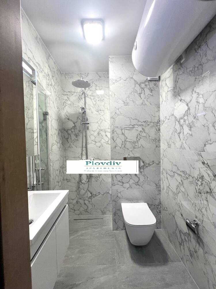 Modern 1-bedroom in Youth Hill — снимка 2 (Youth Hill, Пловдив)