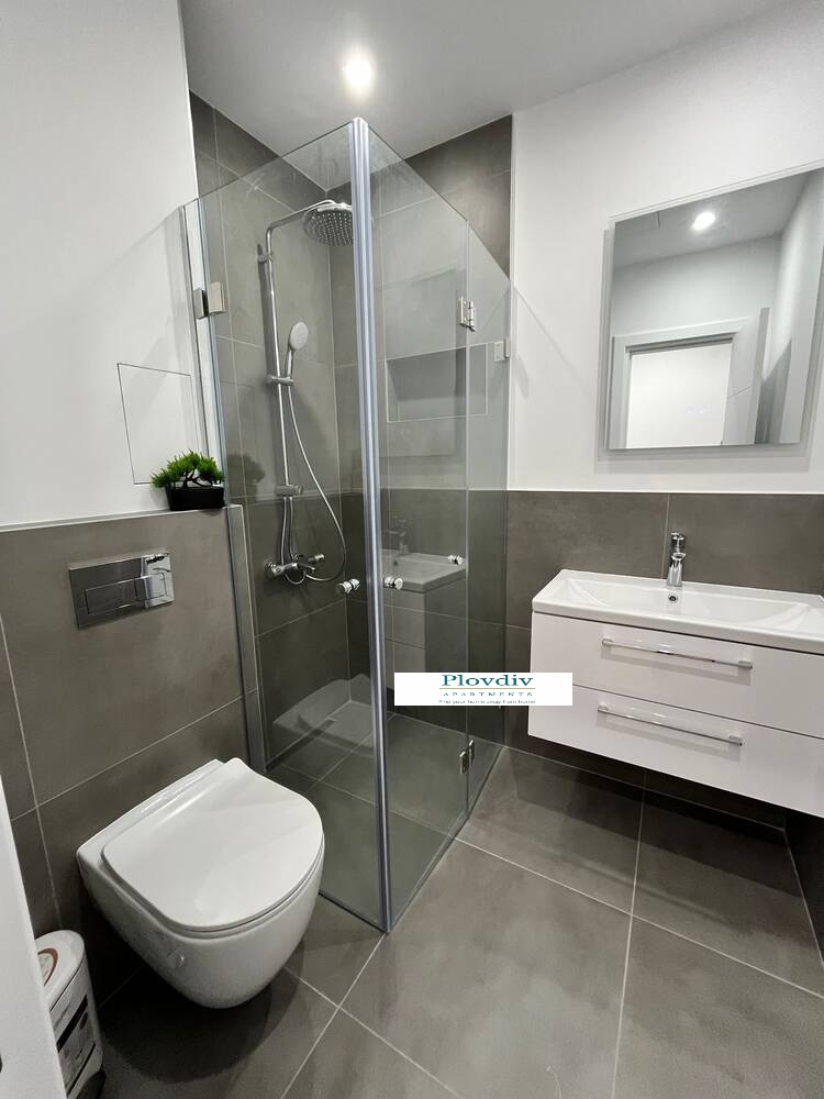 Luxury 1-bedroom in City Park 3 — снимка 9 (Hristo Smirnenski, Пловдив)