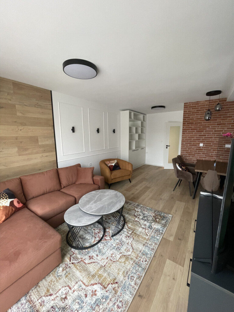 Luxury 2-bedroom in Smirnenski