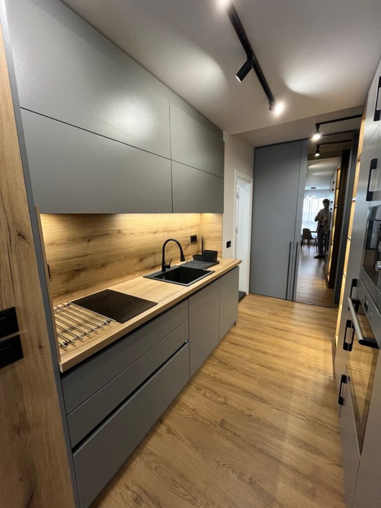Luxury 1-bedroom in West Point — снимка 2 (Hristo Smirnenski, Пловдив)