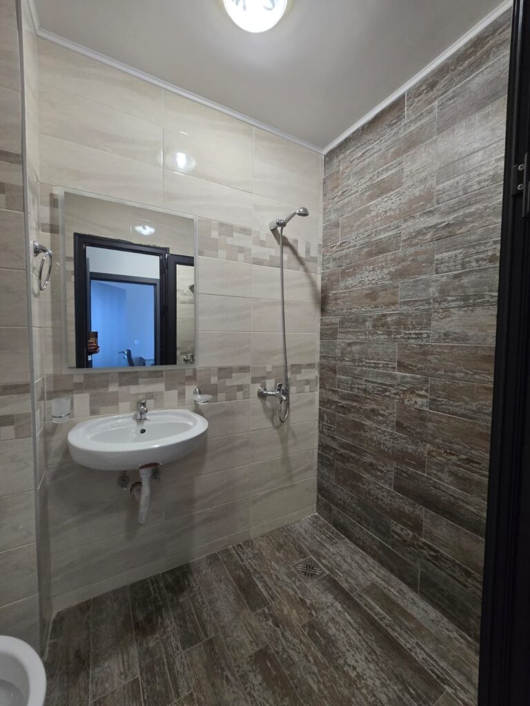 Luxury 1-bedroom in Martisa Towers — снимка 5 (Karshiyaka, Пловдив)