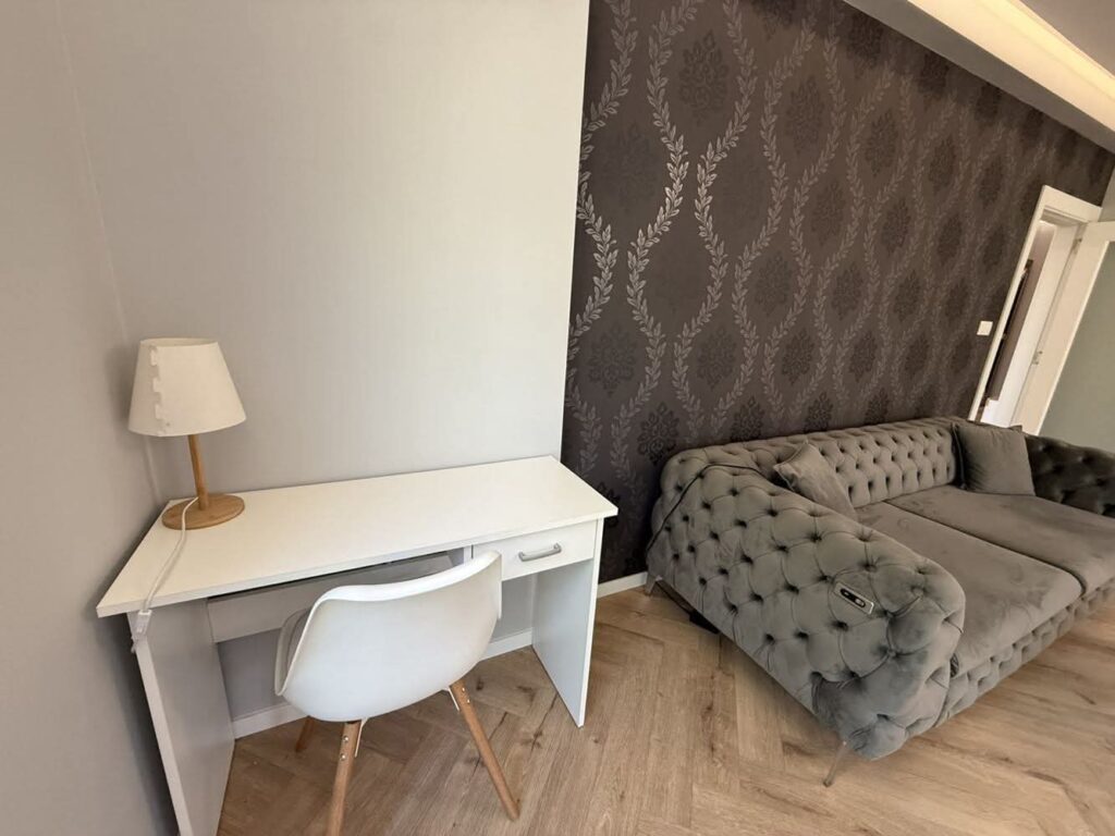 Luxury 1 bedroom Near the MU — снимка 2 (Medical University, Пловдив)