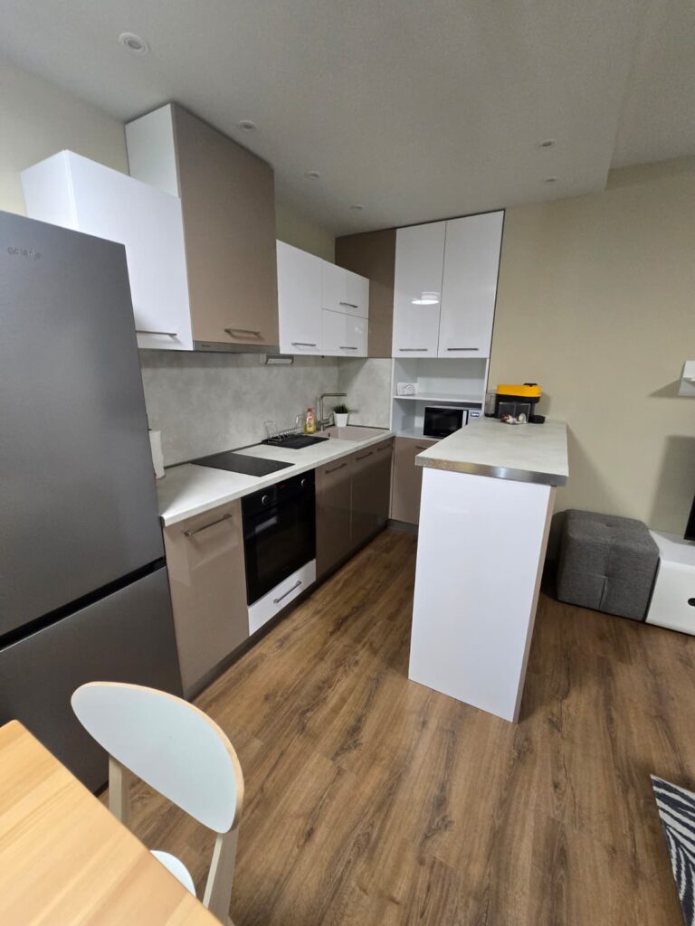 Luxury brand new 1 bedroom opposite Of Pulmed Hospital — снимка 3 (Hristo Smirnenski, Пловдив)