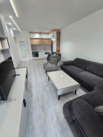 Luxury 1 bedroom on Vasil Aprilov — снимка 2 (Medical University, Пловдив)