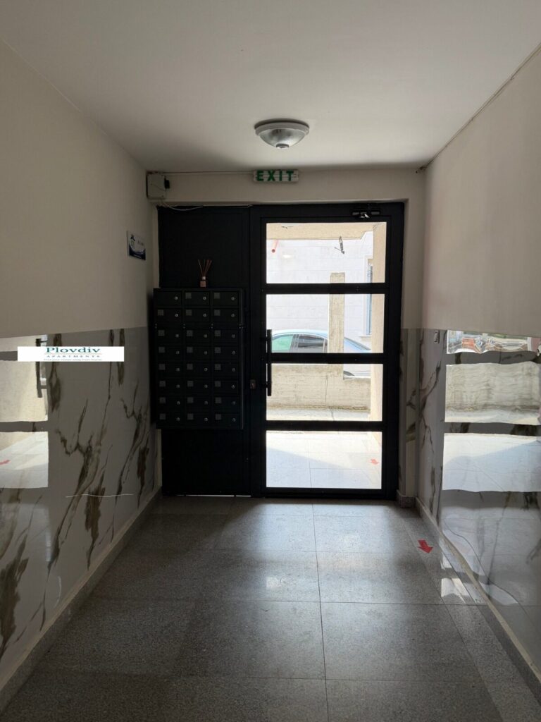 Modern 2 bedroom opposite from Mall Plovdiv — снимка 2 (Hristo Smirnenski, Пловдив)